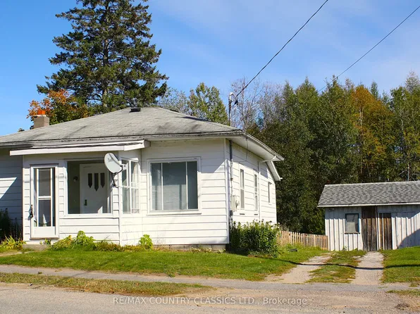 79 Wollaston Lake Rd, Wollaston, ON K0L 1P0