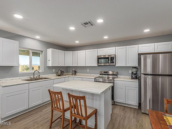 4th image of 44035 N 15TH Street