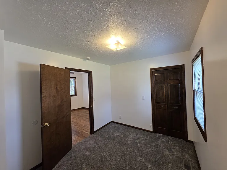 1725 S 16th St — Photo 11