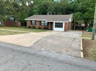 310 21st St, Niceville, FL 32578