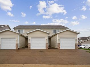 13 Alydar Dr, North Liberty, IA 52317