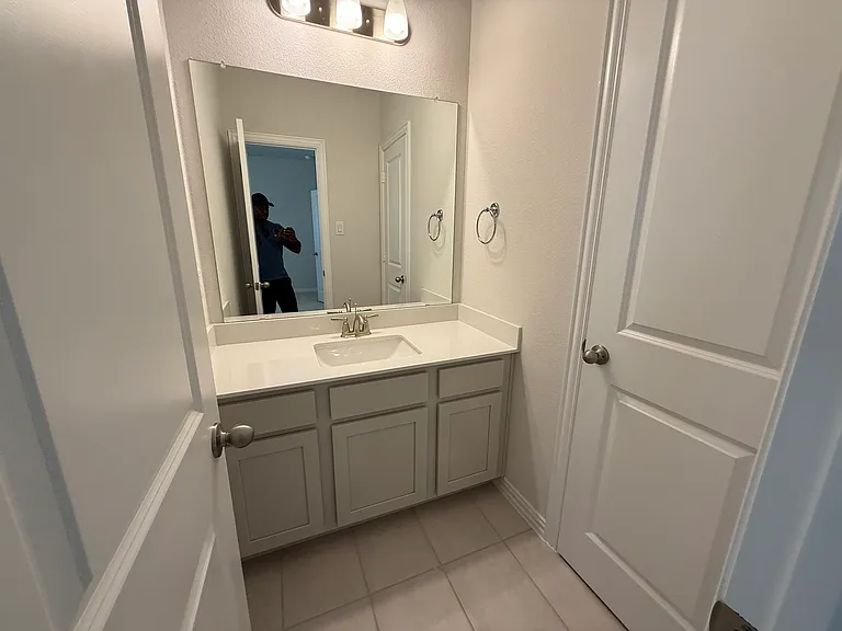 416 Breeds Hill Rd — Photo 16