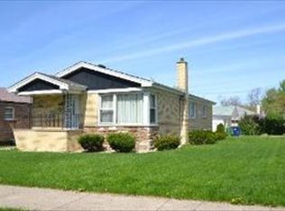 2624 W 94th Pl, Evergreen Park, IL 60805