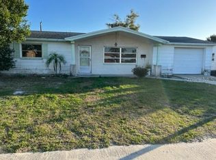 3228 Huntington Rd, Holiday, FL 34691