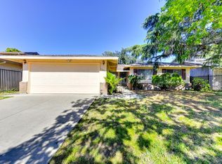 7525 Collingwood St, Sacramento, CA 95822