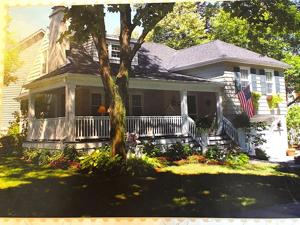 706 Highland Ave photo 1
