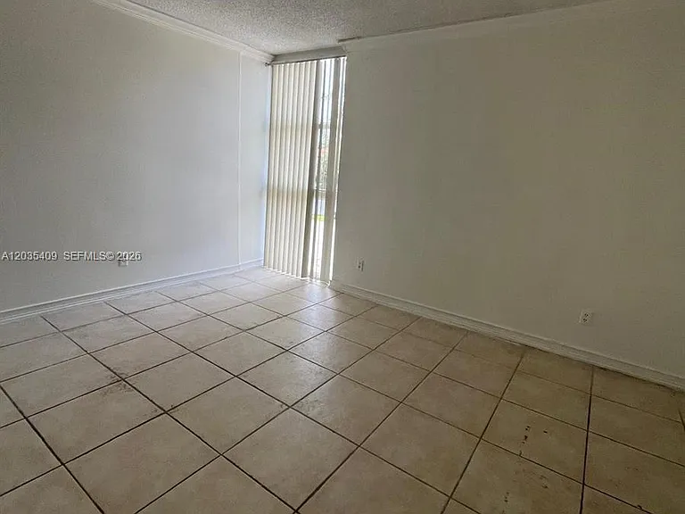 2075 NE 164th St #204 — Photo 22