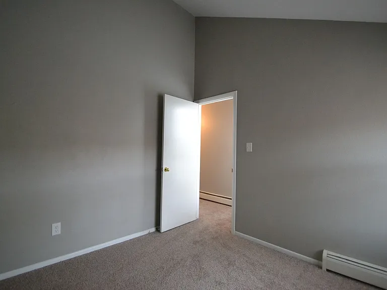 4417 N Carefree Cir — Photo 11