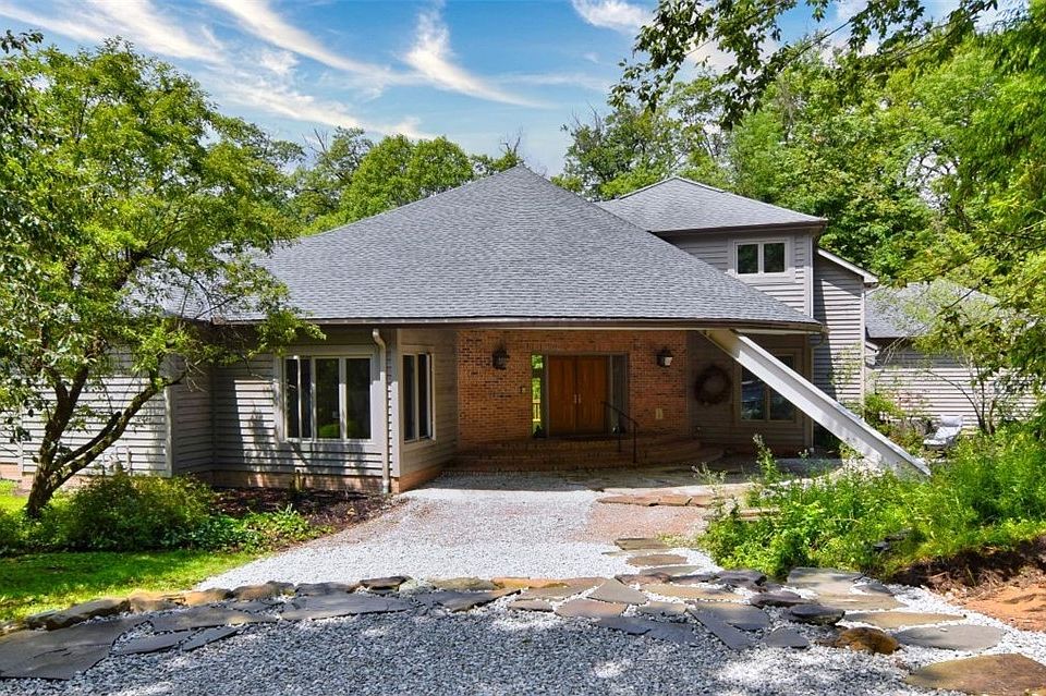 1st image of 13540 Ledgebrook Ln