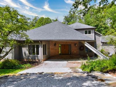 13540 Ledgebrook Ln, Chagrin Falls, OH, 44022