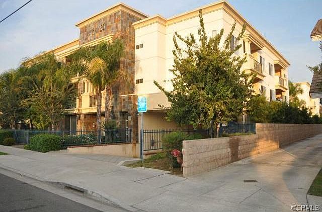 1st image of 208 N Lincoln Ave APT 105