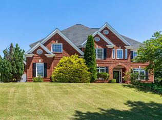 380 Bentwater Dr, Acworth, GA 30101