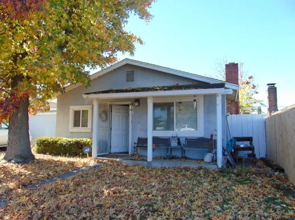 470 Jeremy Ct, Oakdale, CA 95361