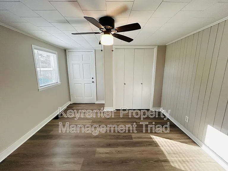 5087 Meadowbrook Dr — Photo 11