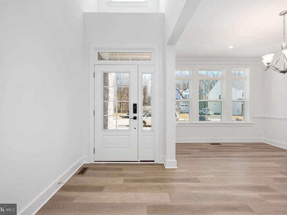 8757 Southern Oaks Pl, Lorton, VA 22079 | MLS #VAFX2237060 | Zillow