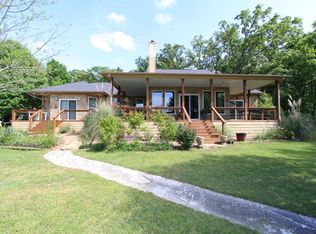 27 Carson Rd, Mabank, TX 75156