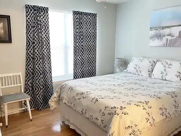 158 Blue Crest Ln, Durham, NC 27705