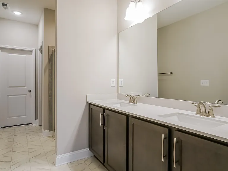 7244 Bellacroft Dr — Photo 11