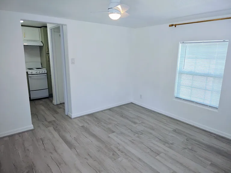 331 Woodland Ave — Photo 10