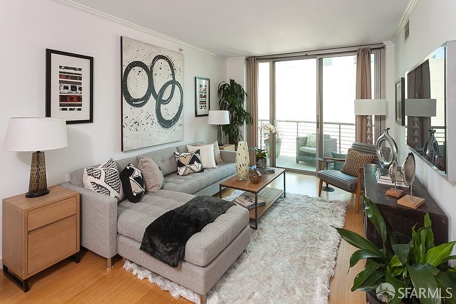 1st image of 355 1st St Unit S501