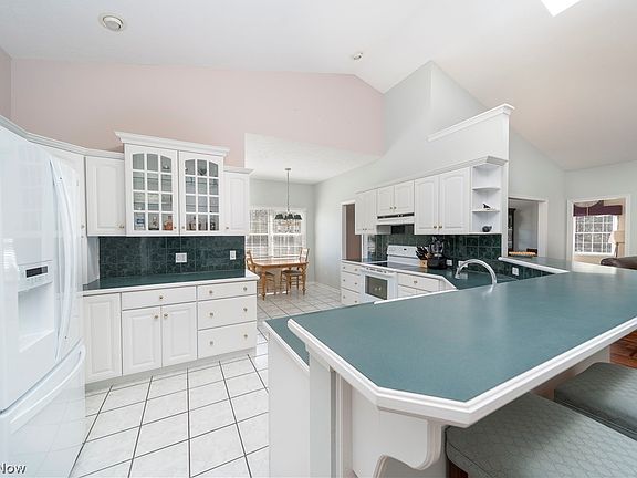 4th image of 7142 Corniche St NW