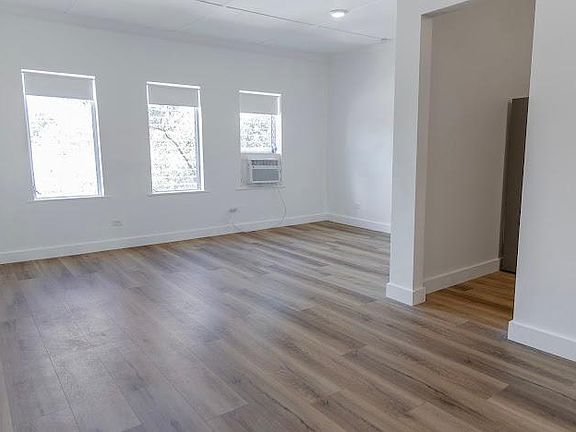 3rd image of 211 NE 97th St #204