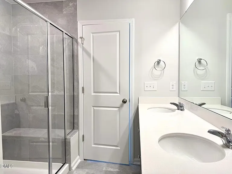 224 Broomside Ave — Photo 13