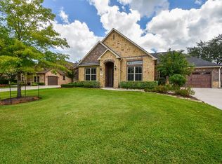 4510 Weston Dr, Weston Lakes, TX 77441