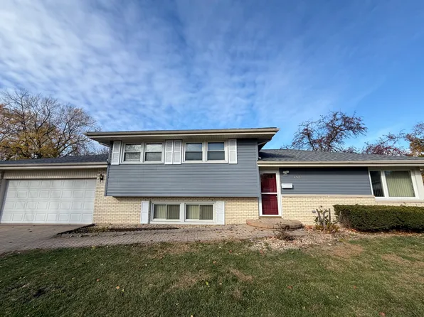 701 Terry Dr, Joliet, IL 60435