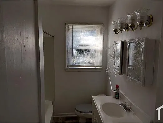 423 Worster Ave — Photo 10