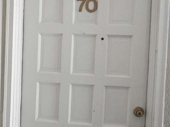 3rd image of 800 Mallery St APT 70