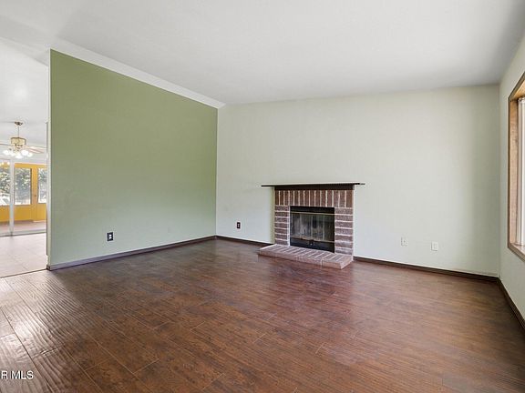 5th image of 13949 Tucker Ave