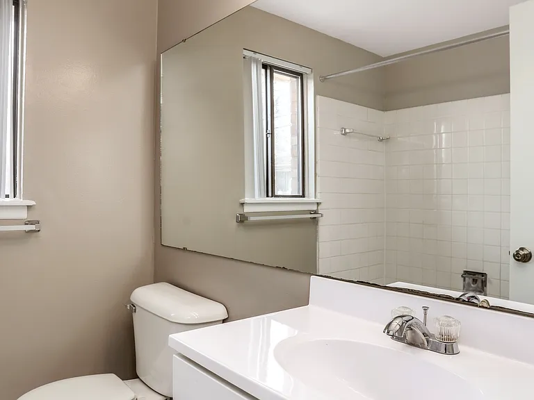 Woodmar Apartments and Townhomes — Photo 13