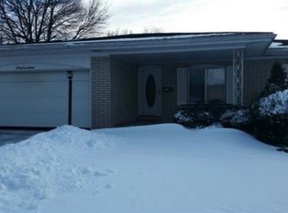3516 Janet Dr, Sterling Heights, MI 48310