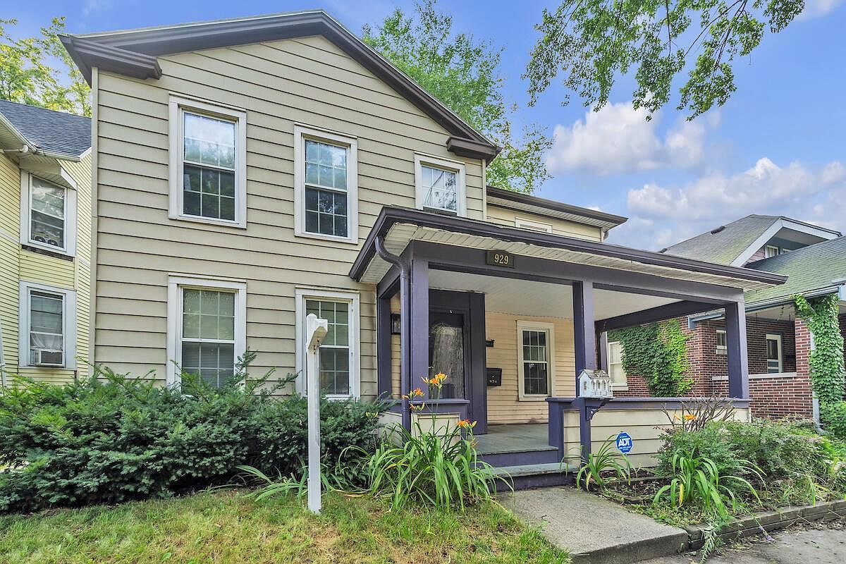 Crestview Racine Wi 929 College AVENUE, Racine, WI 53403 | MLS #1883910 | Zillow