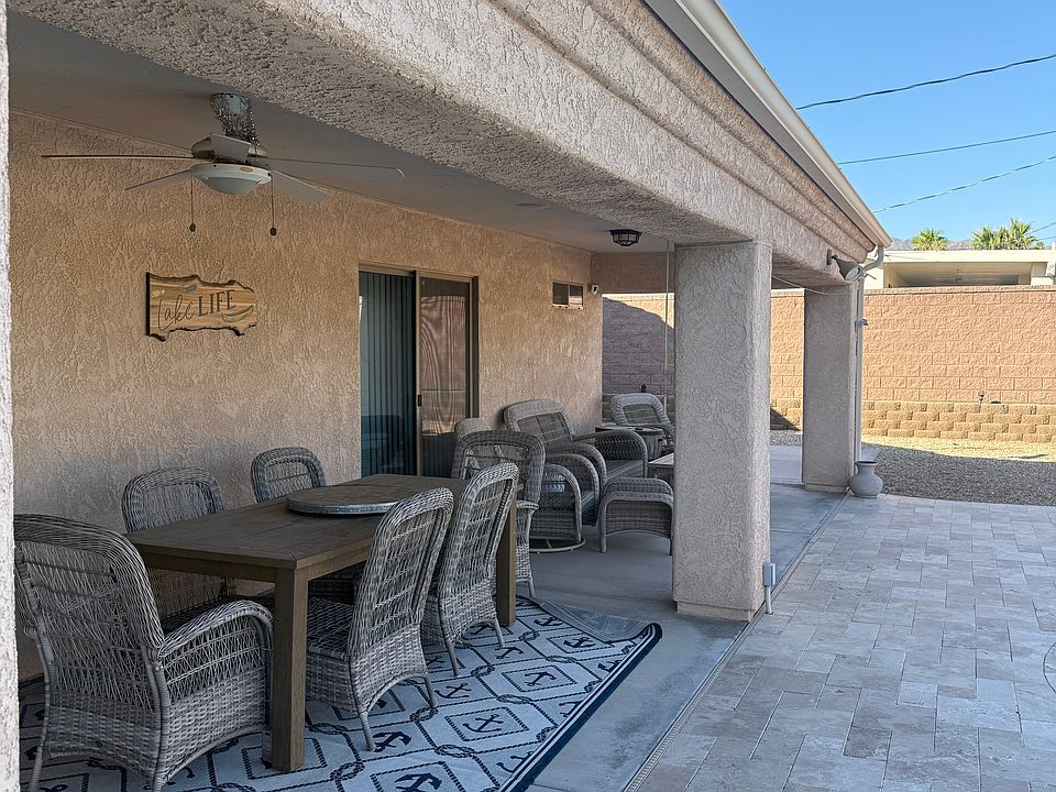 2nd image of 2962 Caravelle Dr