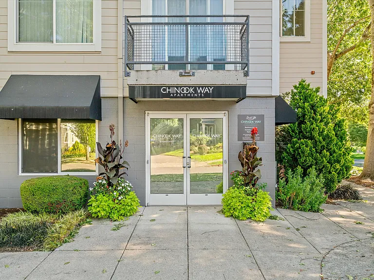 Chinook Way Apartments — Photo 60