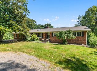 34 W Oakview Rd, Asheville, NC 28806