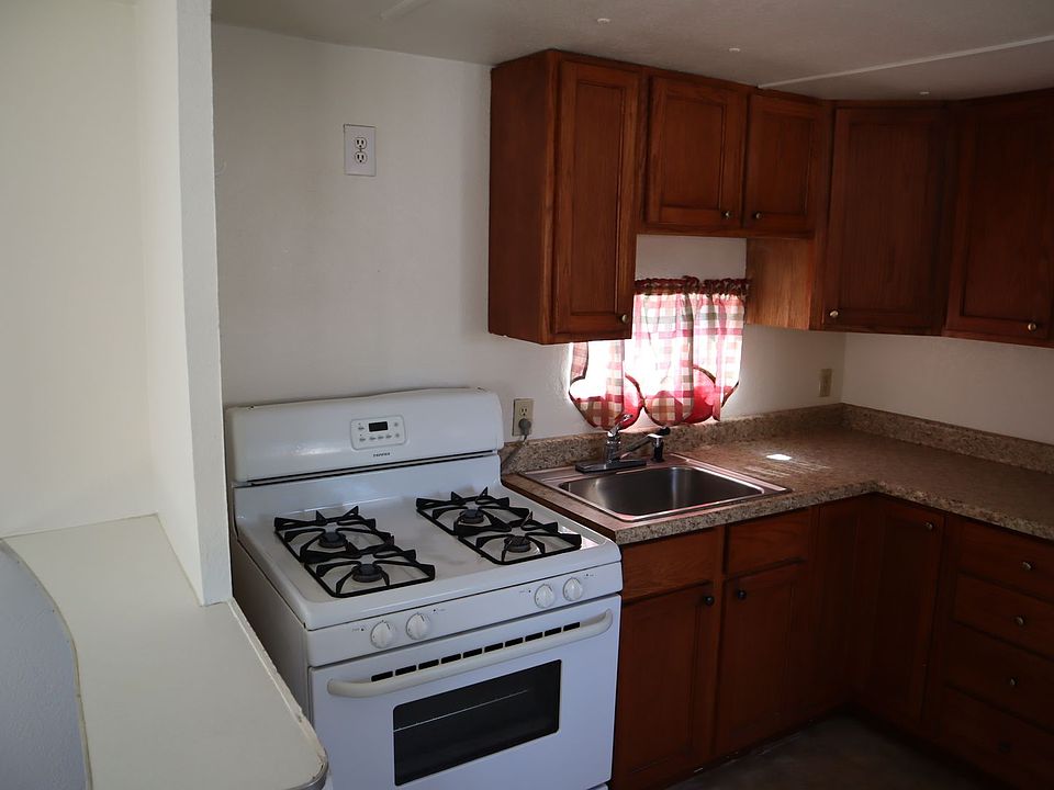 808 W 4th St Benson AZ Zillow