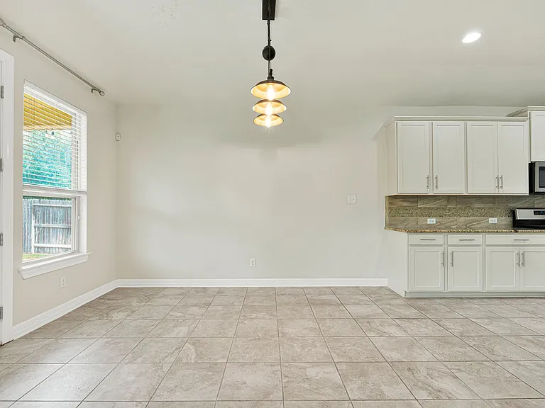 10407 Palmera Dr — Photo 8