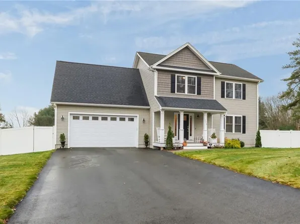 275 E Shore Dr, Coventry, RI 02816