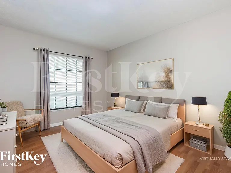 16219 Pebblebrook Dr — Photo 13