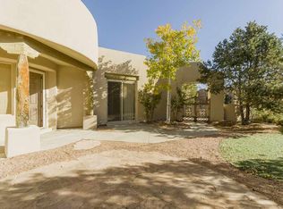 29 Sobradora Dr, Santa Fe, NM 87508