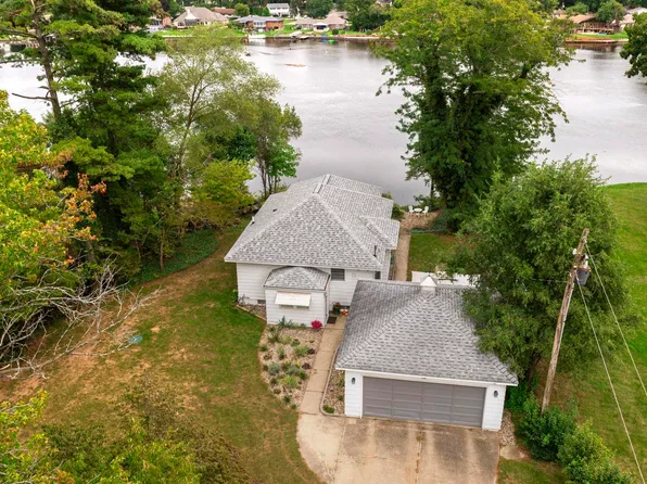 56040 River Hts, Elkhart, IN 46516