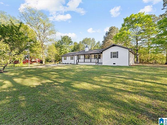 3rd image of 1055 County Road 1139