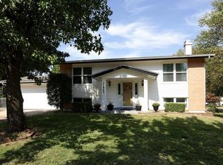 12065 Weshire Pl, Maryland Heights, MO