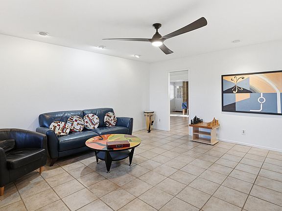 5th image of 3830 E Shangri La Road