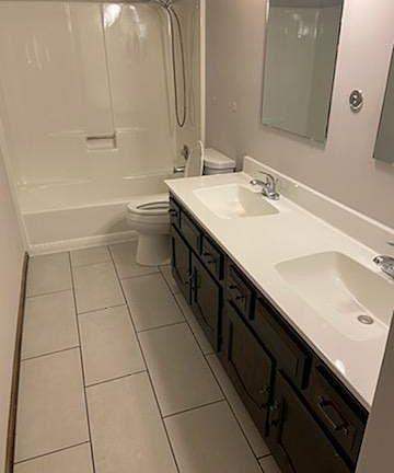 3rd image of 5207 Pebble Creek Trl