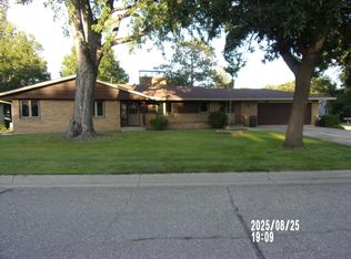 113 3rd Ave NE, Elbow Lake, MN 56531