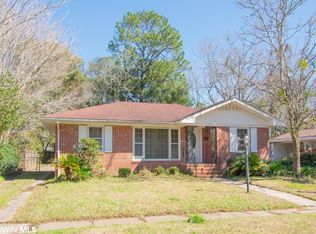 17 W Chadwick Dr, Mobile, AL 36606